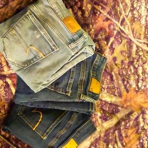 American Eagle skinny jeans
